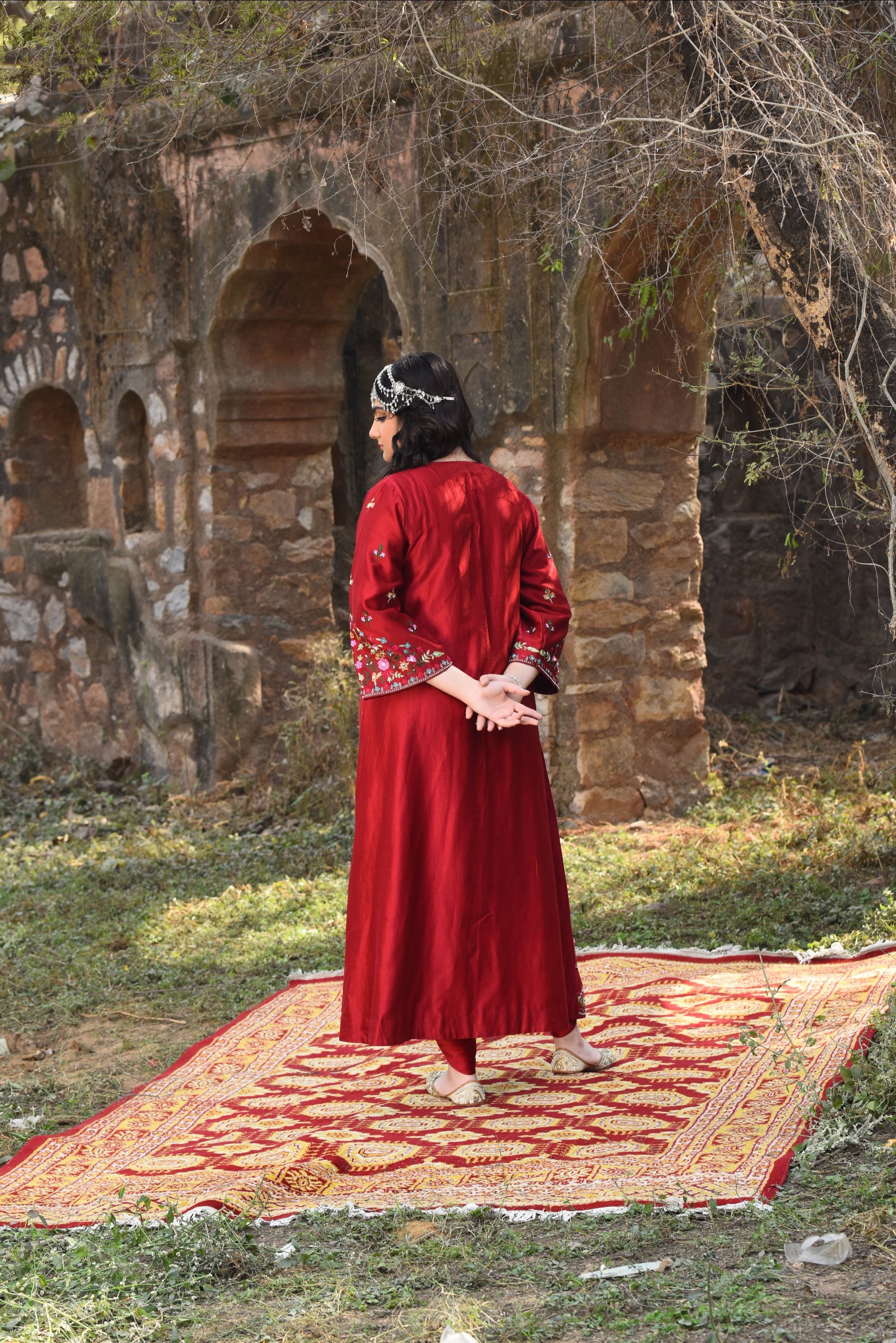 Front Slit Jacket With Aari Work And Bamber Satin Dhoti