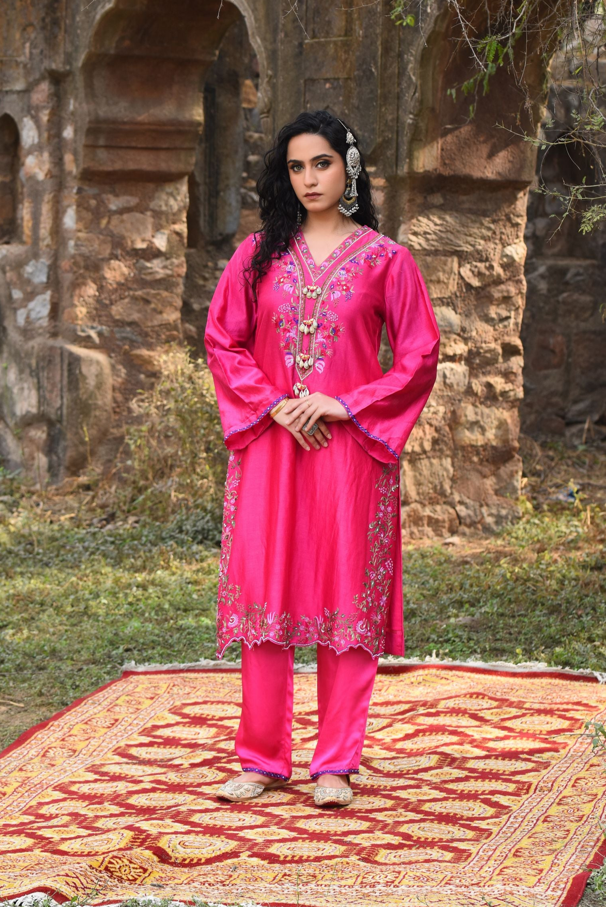 Pink Chanderi Kurta Set With Aari Work With Bamber Pants