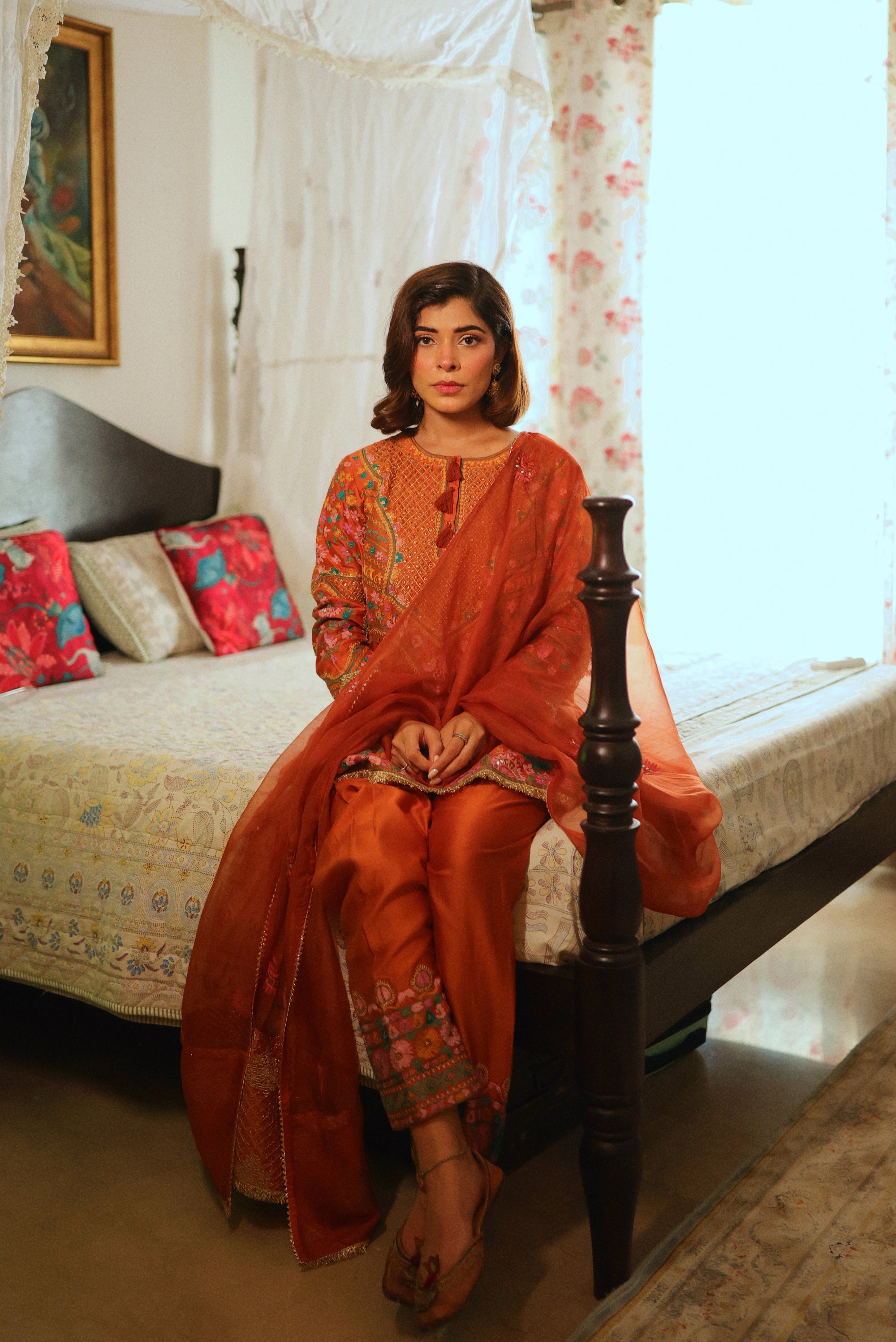Sakshi Keswani in Rust Chanderi Kurta Set With Aari Work, Chanderi Pants With Organza Dupatta